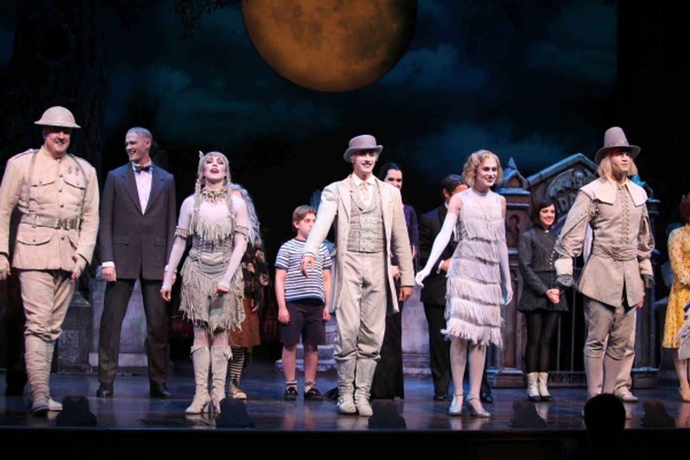 Photo Coverage: Brooke Shields Opens in THE ADDAMS FAMILY - Curtain Call!  Image