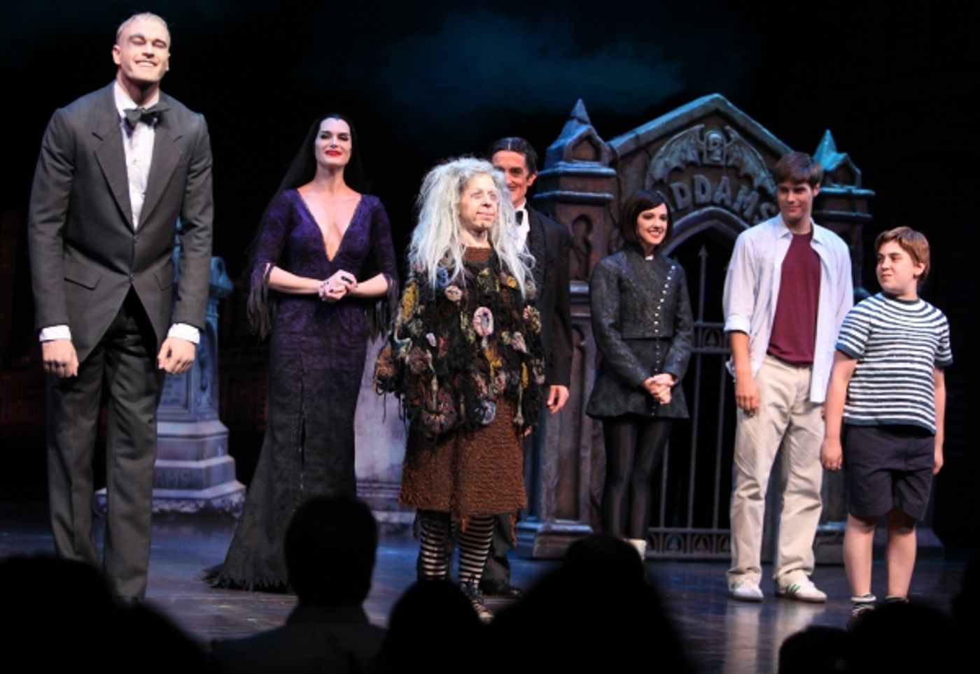 Photo Coverage: Brooke Shields Opens in THE ADDAMS FAMILY - Curtain Call!  Image