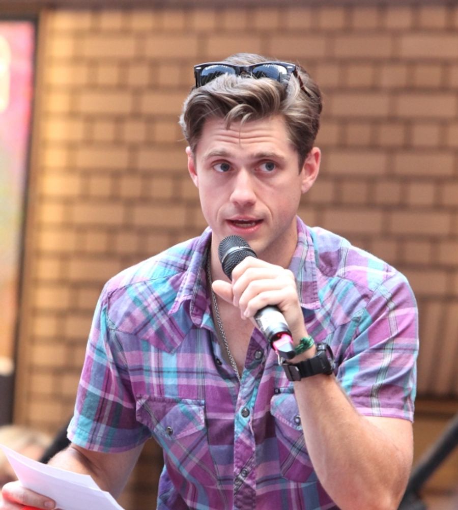 Photo Coverage: Broadway Barks 13th Annual Adopt-A-Thon Presentation Image