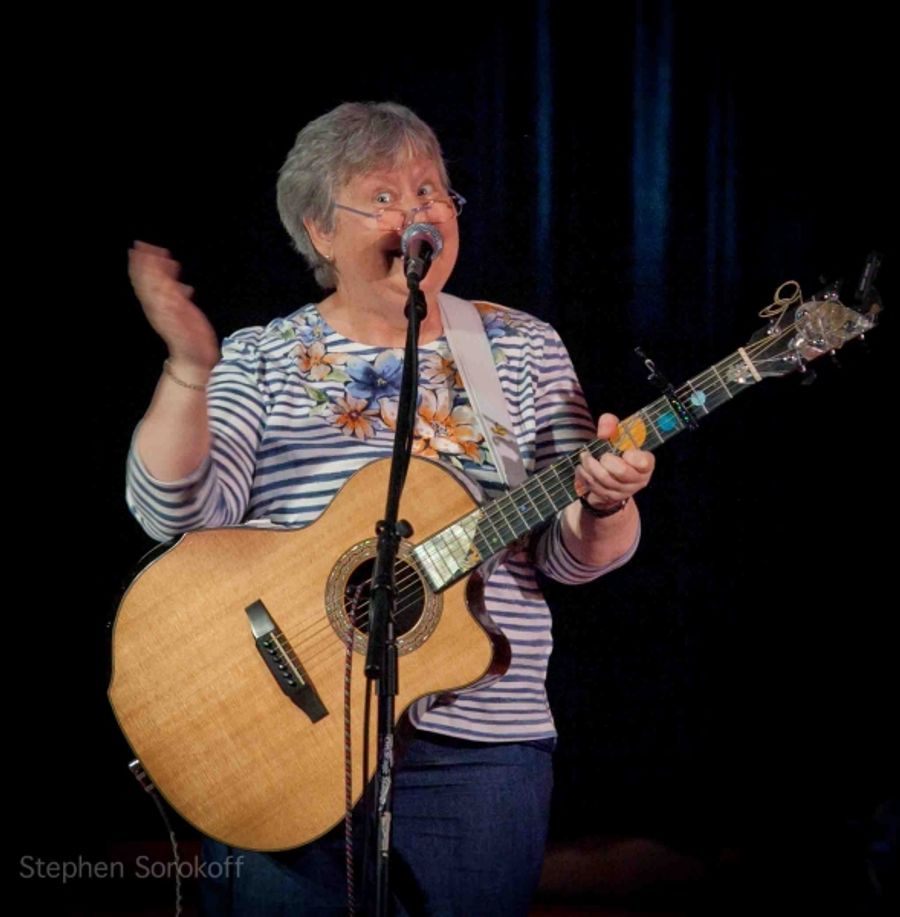 Photo Coverage: Christine Lavin Plays The Guthrie Center  Image