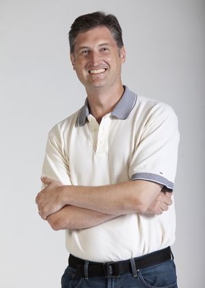 Playwright John Morogiello. The West Coast Premiere of Morogiello's Engaging Shaw, di Photo