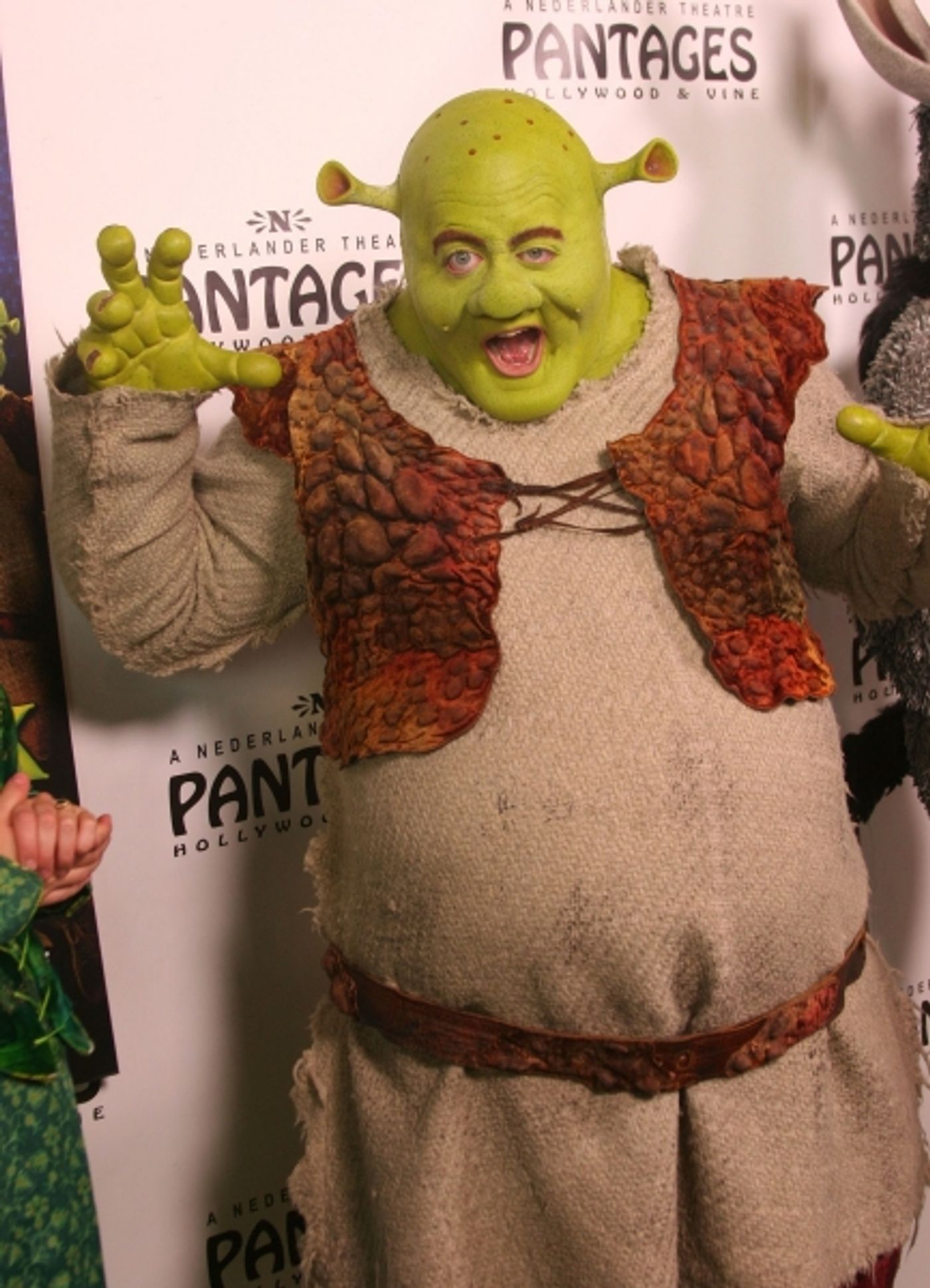 Photo Flash: SHREK Opens at Pantages Theatre!  Image