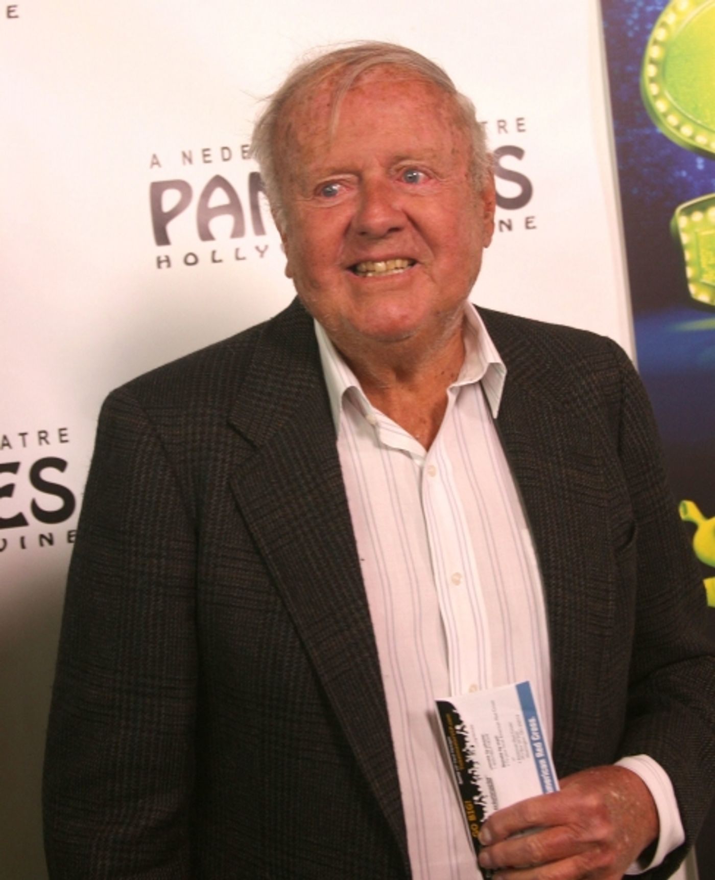 Photo Flash: SHREK Opens at Pantages Theatre!  Image