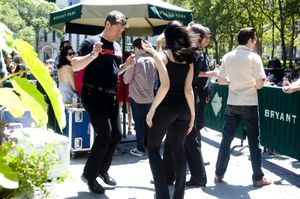 Christopher Sieber & Nikka Graff Lanzarone
@ BroadwayWorld Christopher Sieber & Nikka Graff Lanzarone
Photo