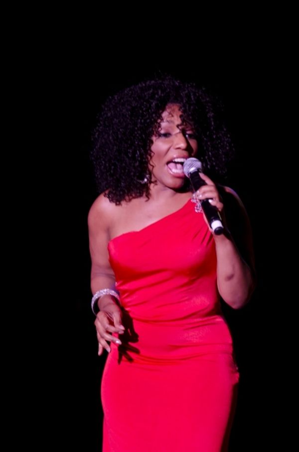 Stephanie Mills  Photo
