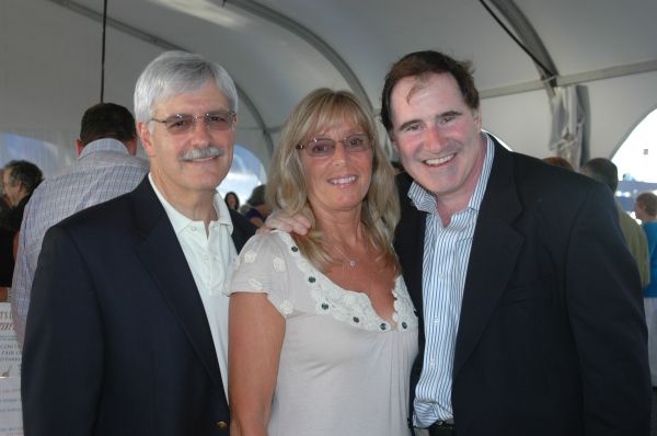 Chairman of the Board of Trustees Frank Filipo, actor and Board Member Richard Kind a Photo