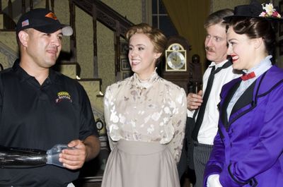 Leroy Petry & the cast of Mary Poppins Photo