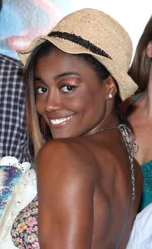 Patina Miller and the ensemble cast of "Sister Act" Celebrating their 100th  Performa Photo