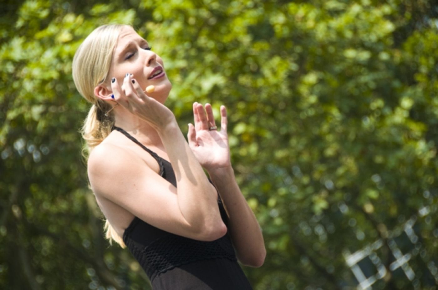 Photo Coverage: ADDAMS FAMILY, MEMPHIS, et al. Perform at Broadway in Bryant Park!  Image