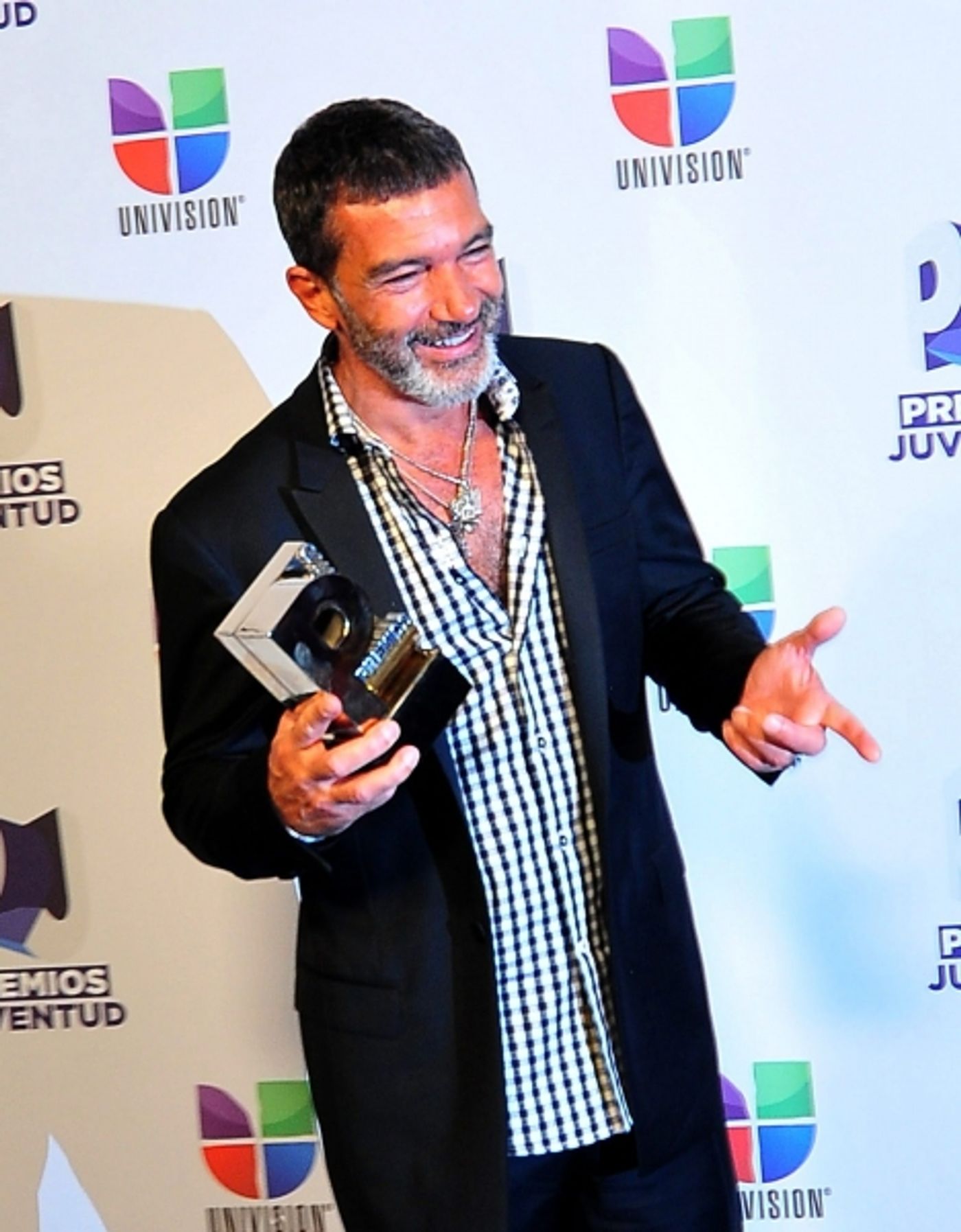 Photo Flash: Antonio Banderas Receives Super Nova Award  Image