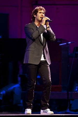 Josh Groban Photo