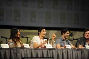Jenna Ushkowitz, Harry Shum Jr., Darren Criss and Dot Marie Jones Photo