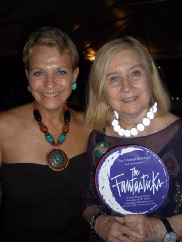 Christine De Lisle & Pat Addiss Photo