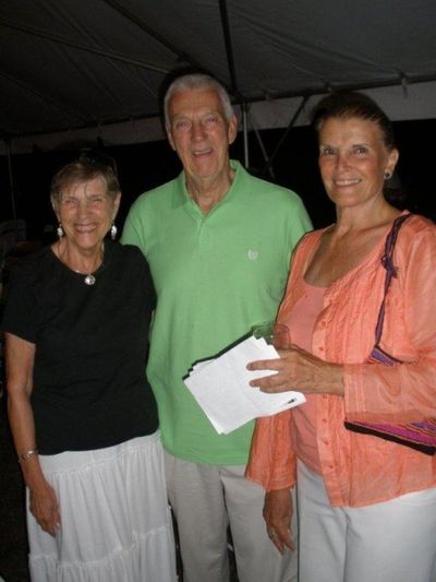 Bobbi & Vin Godleski with Carol Muller Photo