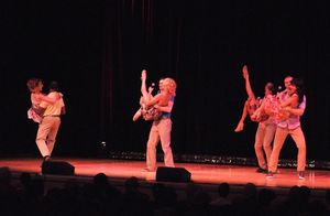 Kearran Giovanni, Sarrah Strimel, Sarah O'Gleby, Samantha Zak, Adam Perry Kevin Munha Photo