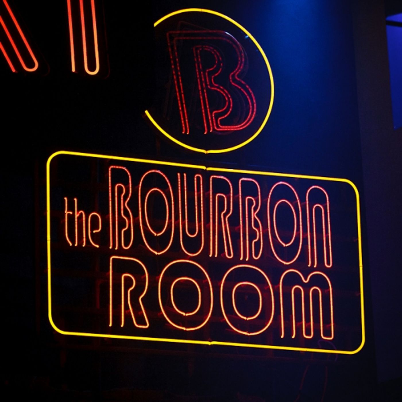 Photo Coverage: 80s Pop Queen Tiffany Takes the Stage at ROCK OF AGES  Image