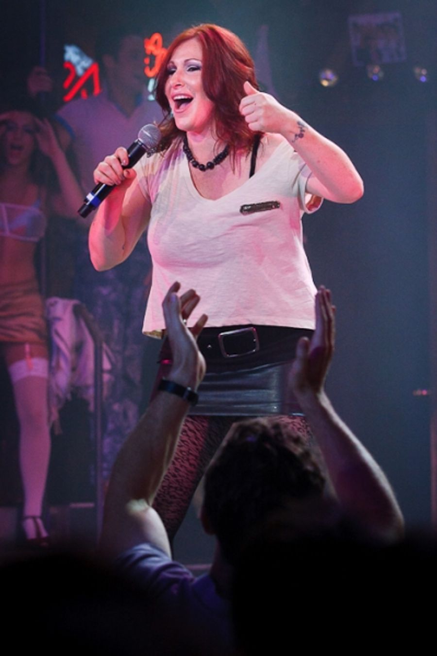 Photo Coverage: 80s Pop Queen Tiffany Takes the Stage at ROCK OF AGES Image
