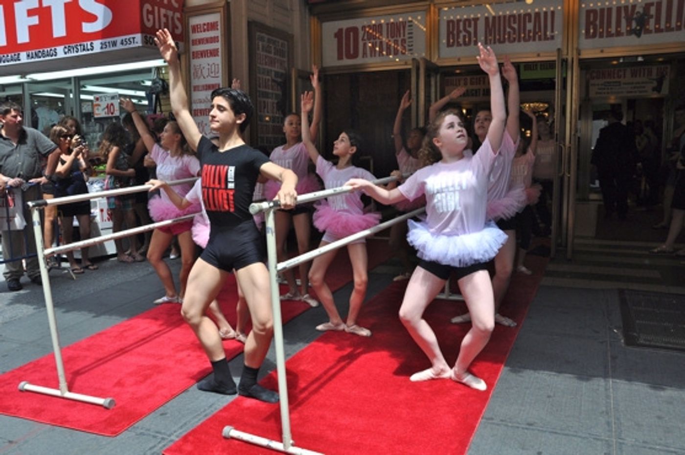 Photo Coverage: BILLY ELLIOT Celebrates National Dance Day with Sidewalk Warmup  Image