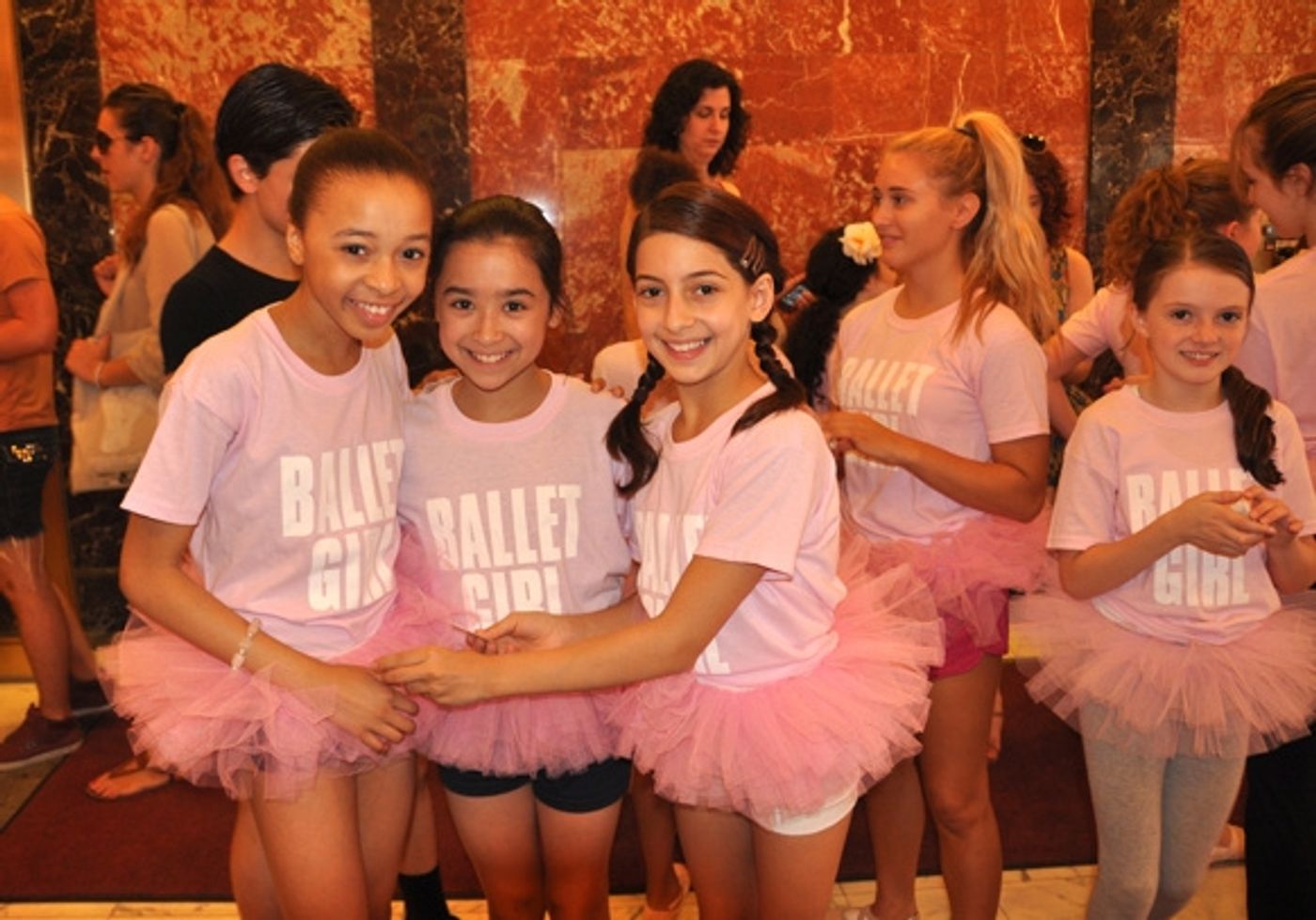 Photo Coverage: BILLY ELLIOT Celebrates National Dance Day with Sidewalk Warmup  Image