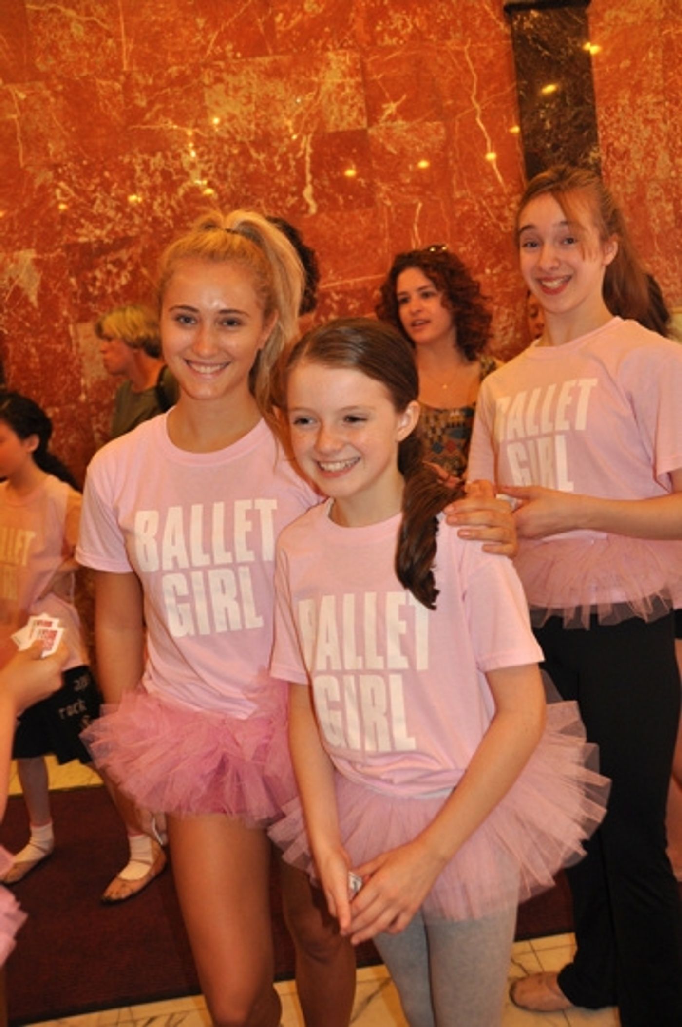 Photo Coverage: BILLY ELLIOT Celebrates National Dance Day with Sidewalk Warmup  Image