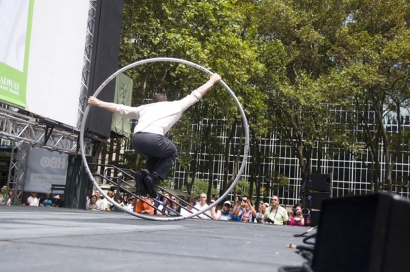 Photo Coverage: HAIR, ANYTHING GOES, PHANTOM & More Play Broadway in Bryant Park! Photo Coverage: HAIR, ANYTHING GOES, PHANTOM & More Play Broadway in Bryant Park! Image
