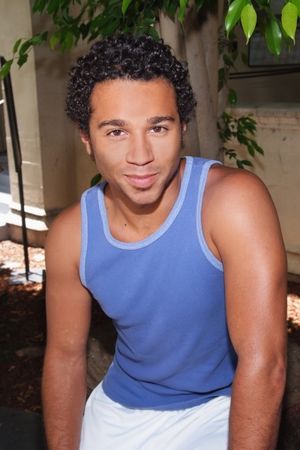 Corbin Bleu Photo