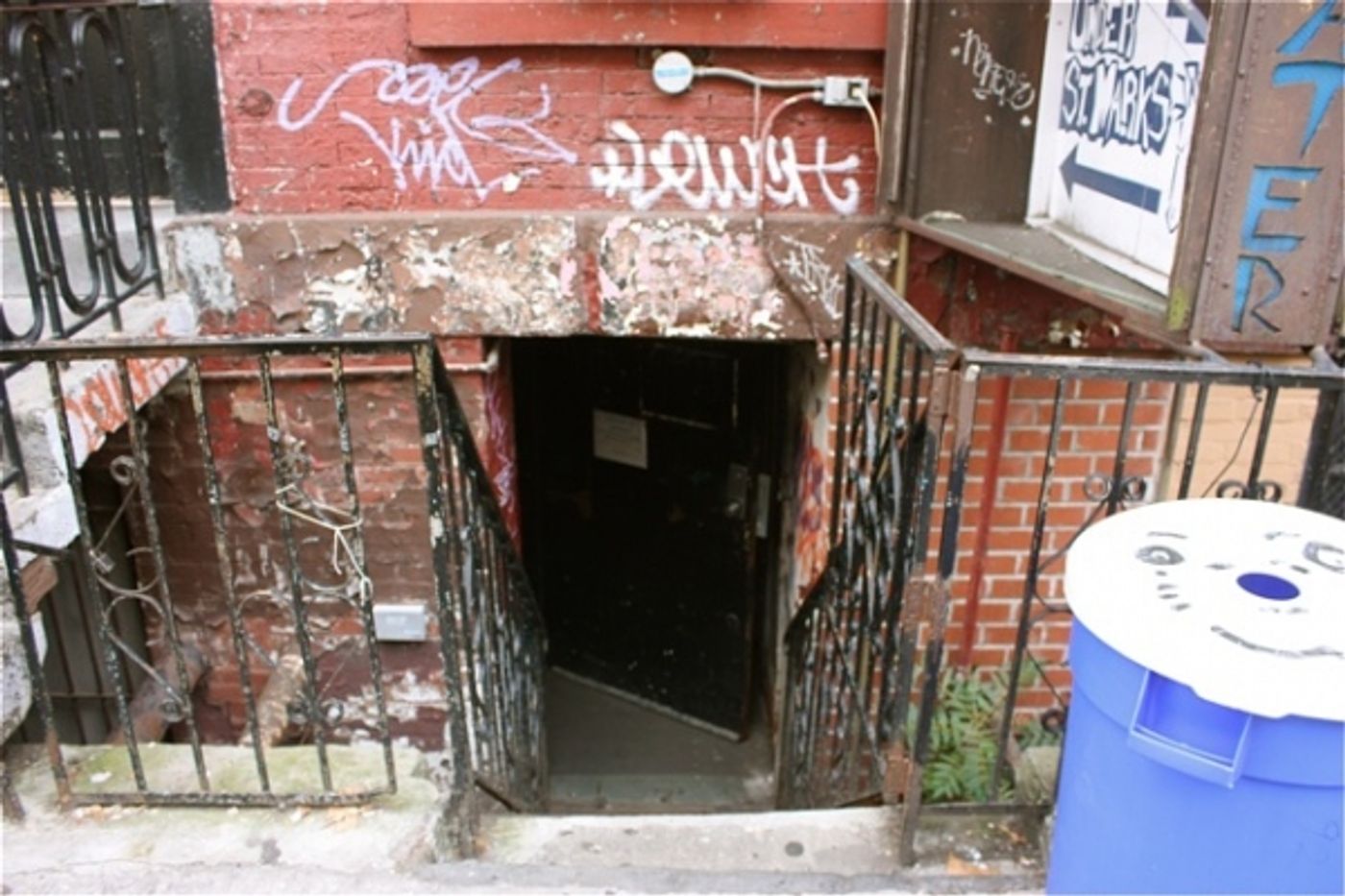 Photo Flash: In Rehearsal with Horse Trade's EIGHTYTHREE DOWN  Image