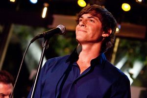 Derek Klena Photo