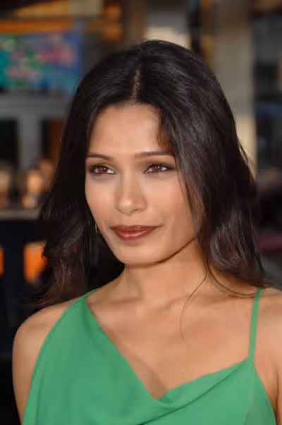 Freida Pinto  Photo