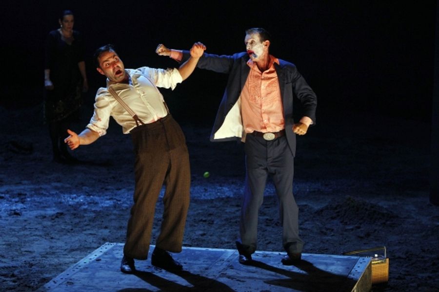 Photo Flash: Four Cardinal Directions Plays State Theatre Image