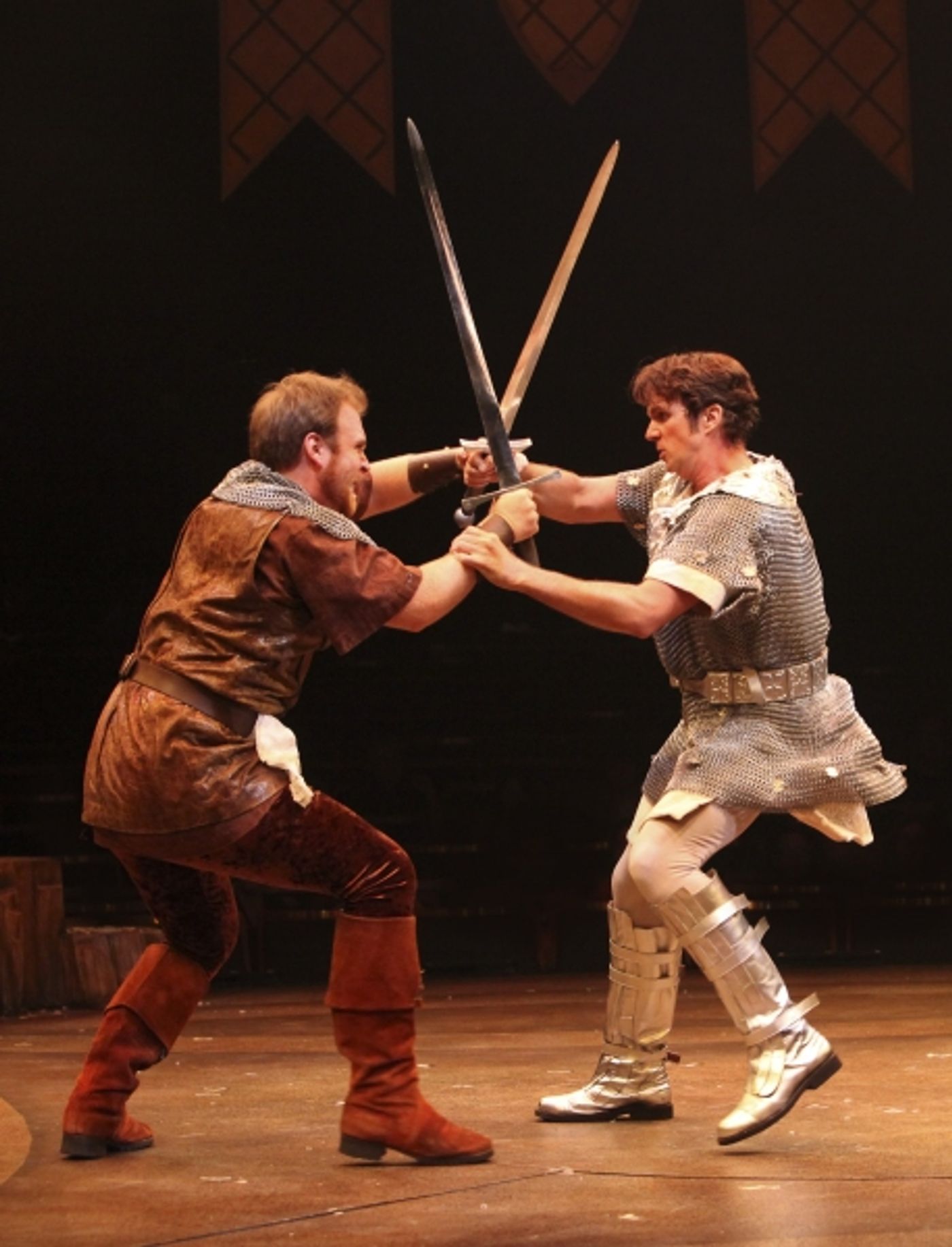 Photo Flash: First Look at Music Circus' CAMELOT  Image