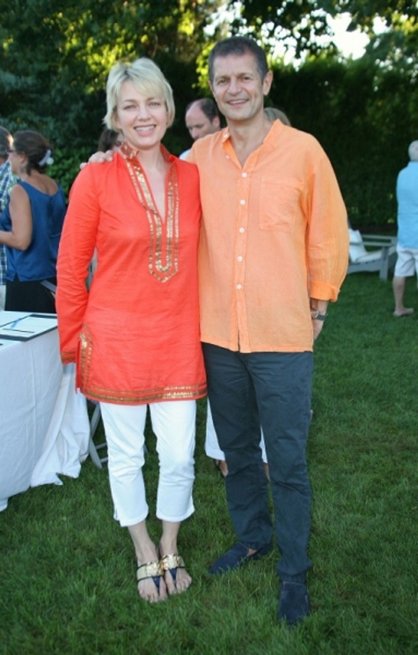 Photo Coverage: Joan Allen Hosts Successful Benefit for Miracle House  Image