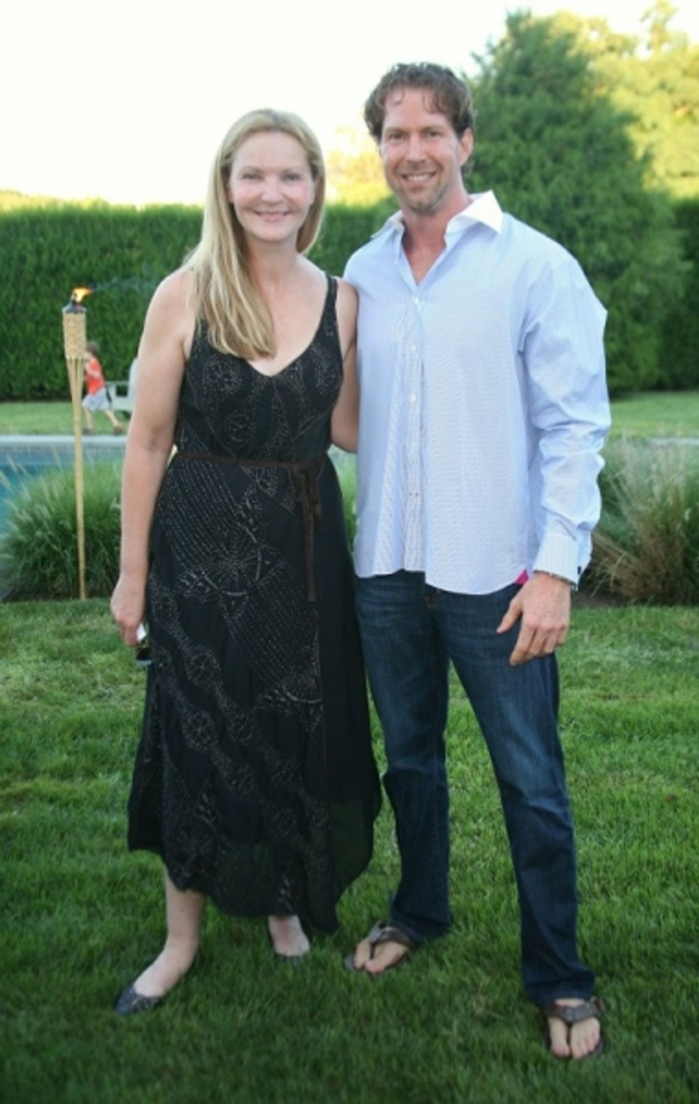 Photo Coverage: Joan Allen Hosts Successful Benefit for Miracle House  Image