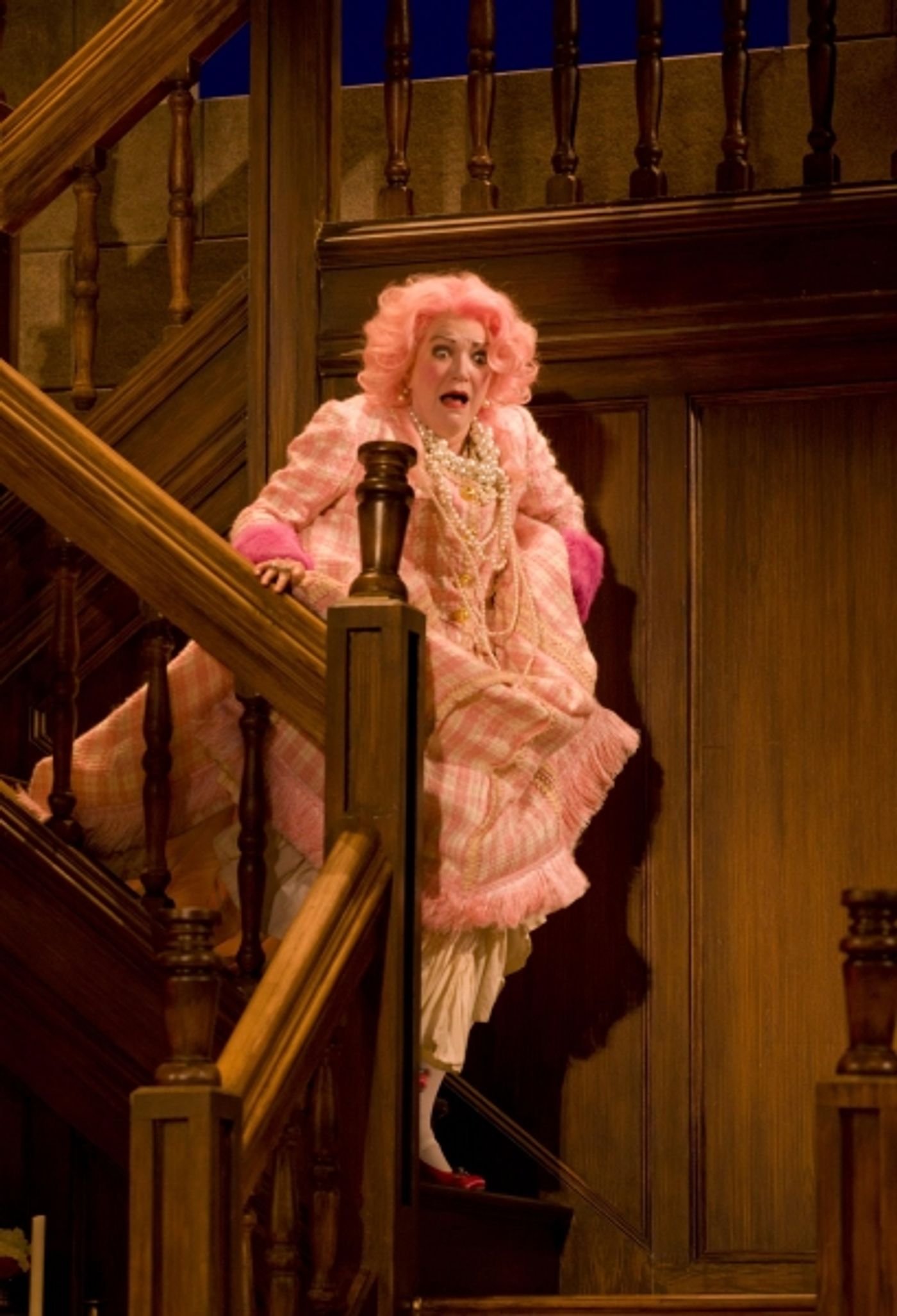 Photo Flash: First Look at WTF's SHE STOOPS TO CONQUER  Image