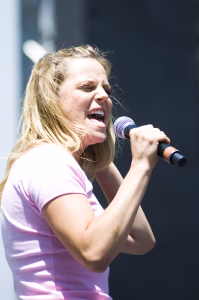 Katie Rose Clarke
 Photo