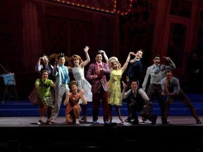 Nick Jonas, John Stamos and Tara Macri and the "Nicest Kids in Town" Photo