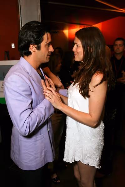 Cast members Gilles Marini (L) and Saffron Burrows (R) Photo