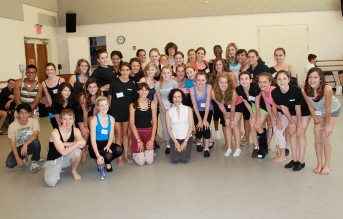 Bebe Neuwirth and students at 