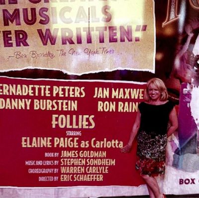 Elaine Paige Photo