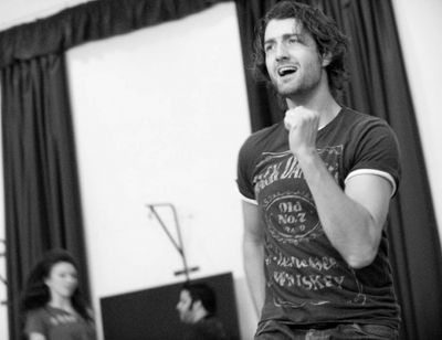 Oliver Tompsett Photo