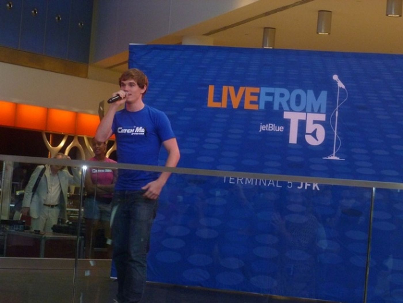 Photo Flash: CATCH ME IF YOU CAN Performs at JFK Airport!  Image