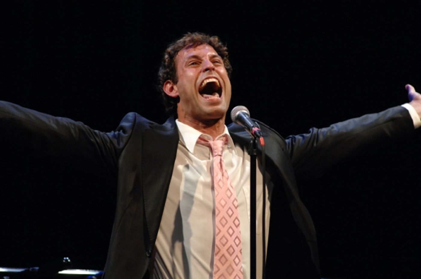 Photo Flash: CAST PARTY Visits Chicago!  Image