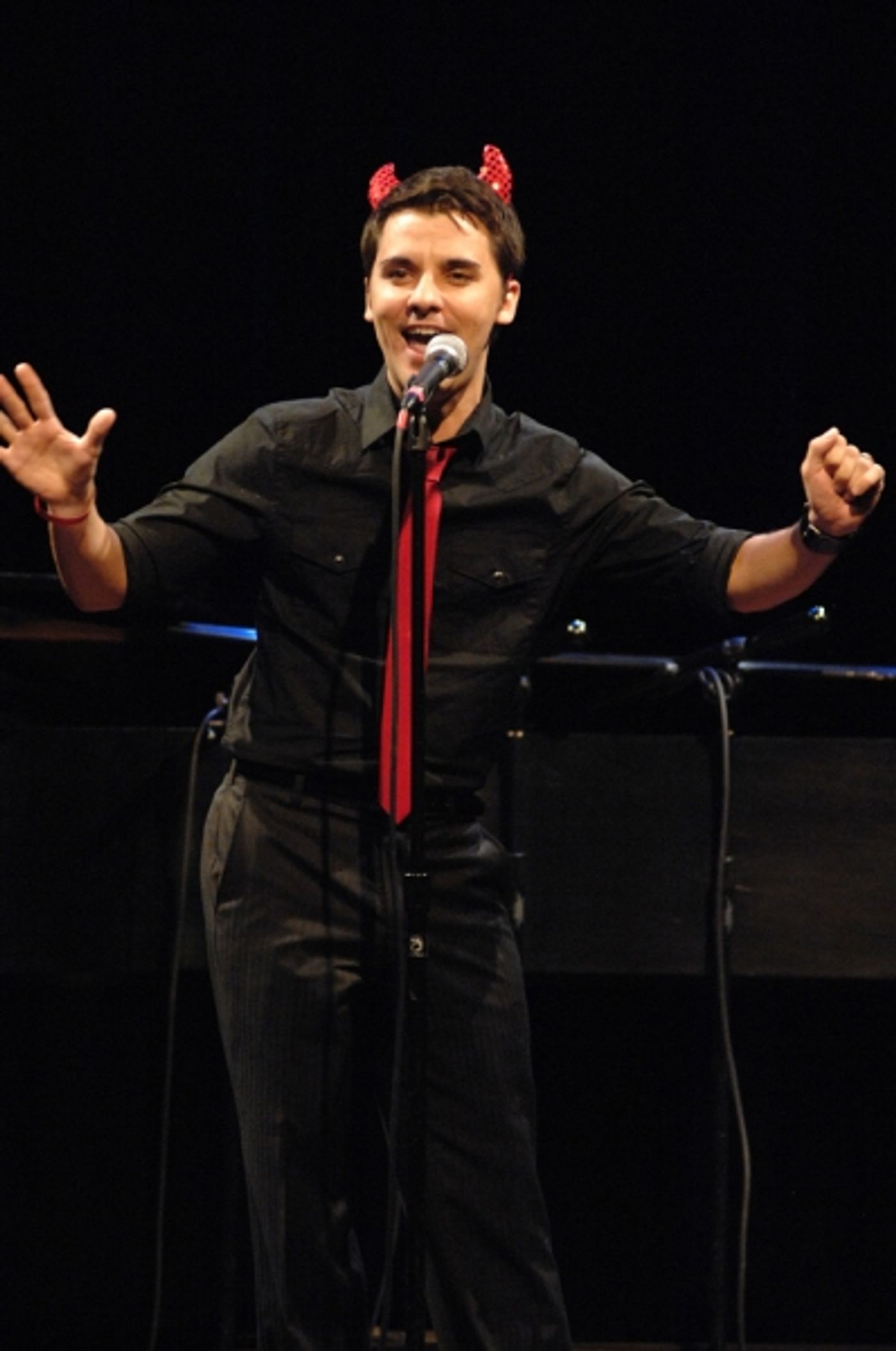 Photo Flash: CAST PARTY Visits Chicago!  Image