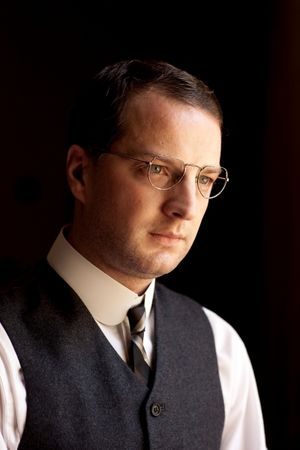 Euan Morton @ BroadwayWorld Euan Morton Photo