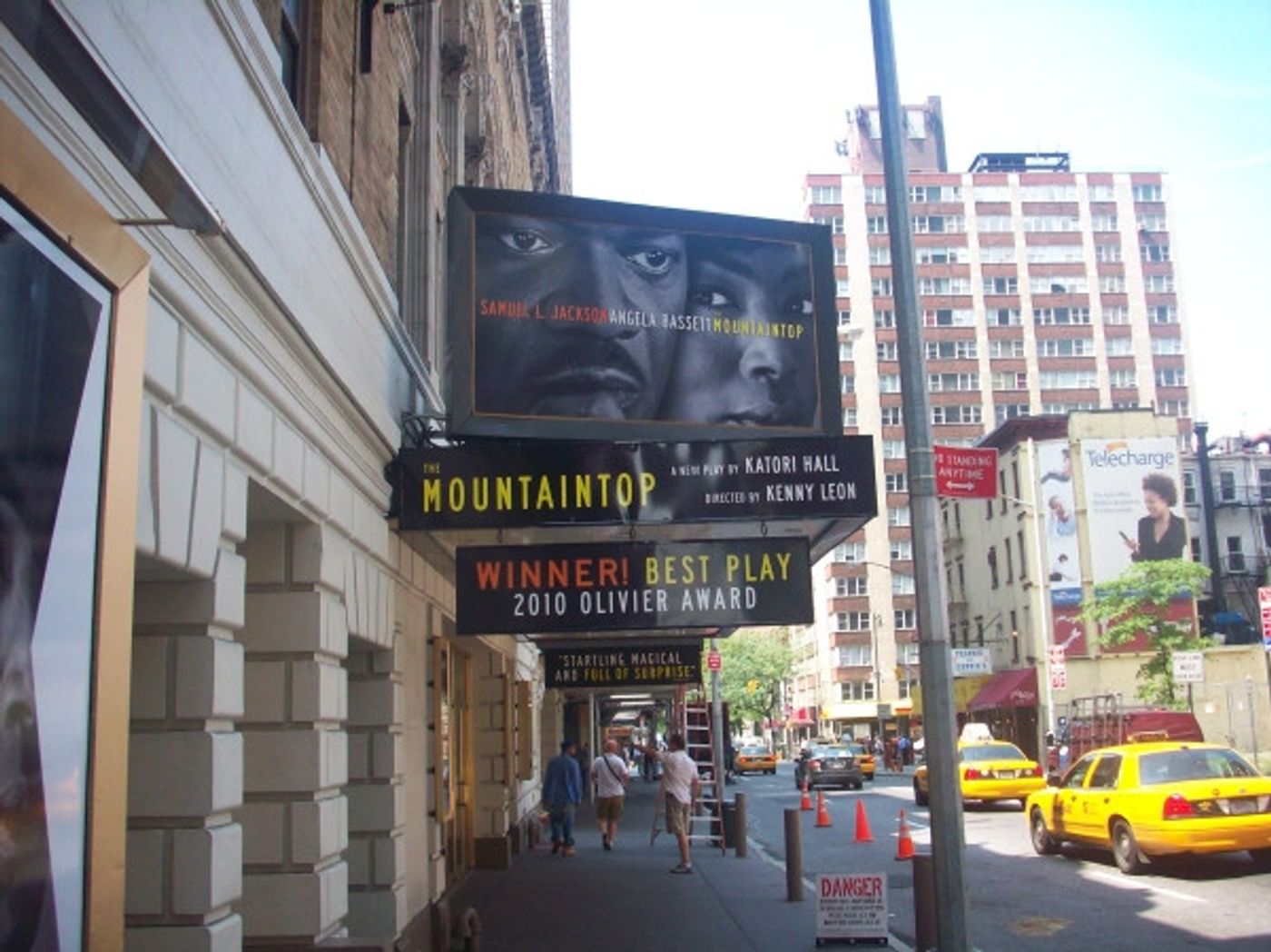 Photo Flash: THE MOUNTAINTOP Marquee Going Up! Photo Flash: THE MOUNTAINTOP Marquee Going Up! Image