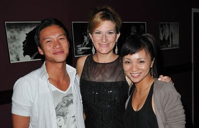 Ethan Le Phong, Ana Gasteyer and Jen Paz at Catalina Jazz Club Photo