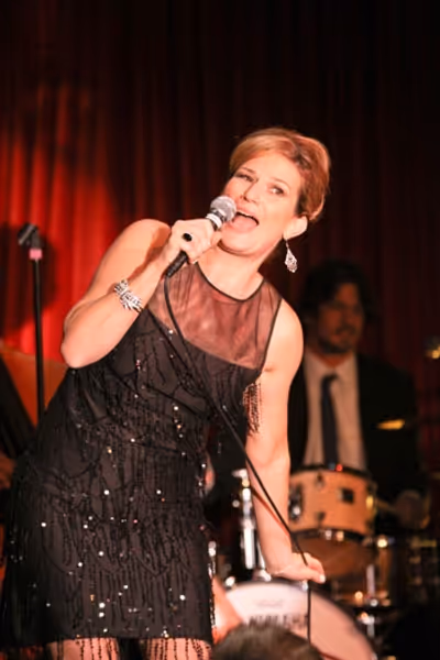 Ana Gasteyer performs at Catalina Jazz Club Photo