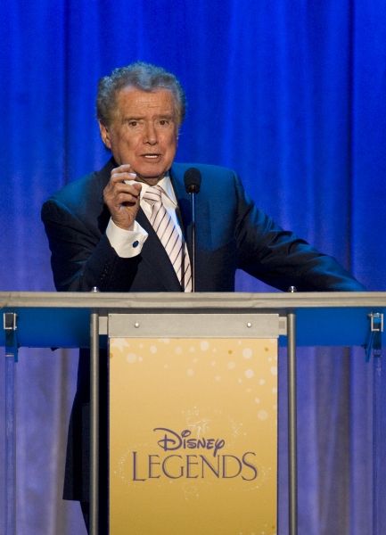 Photo Flash: Lea Salonga, Anika Noni Rose, Paige O'Hara et al. Honored at D23 Expo — photo 11 of 44