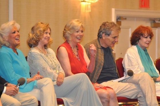 Photo Coverage: Dark Shadows 45th Anniversary Reunion in Brooklyn — photo 16 of 24
