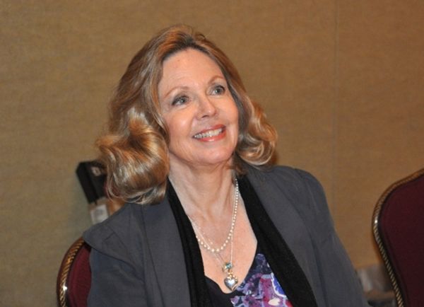 Lara Parker (Angelique) Photo